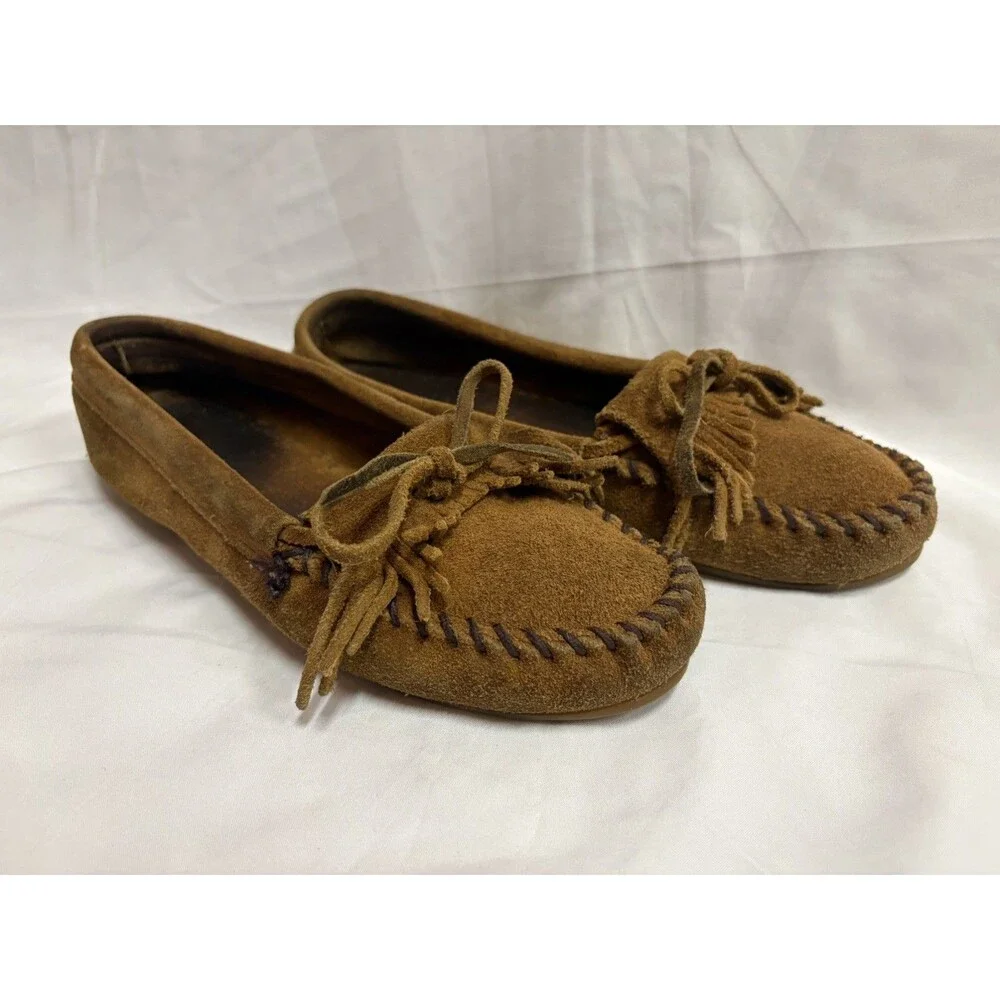 Minnetonka Brown Suede Women's Sz 7.5 Moccasin Loafer Shoes Kilty Hardsole